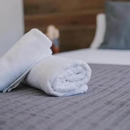 Bbarcelona Fira Superior Flats * Barcelona