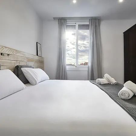 Bbarcelona Fira Superior Flats * برشلونة